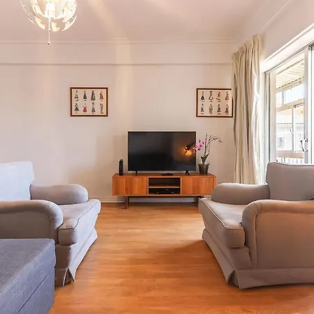 Lägenhet Balcony By Hosty *