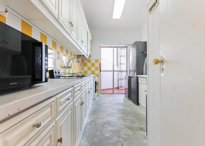 Balcony By Hosty דירה *